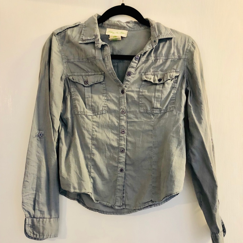 Urban Outfitters - light blue button down